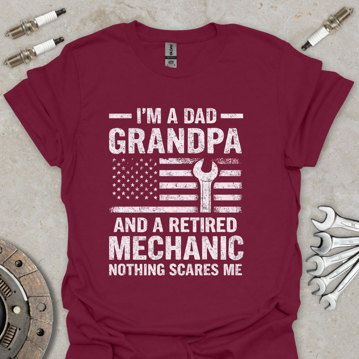 I'm a Dad, Grandpa & retired Mechanic T-Shirt